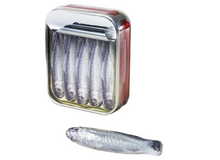 Load image into Gallery viewer, Cluizel (France) milk chocolate sardines in tin.