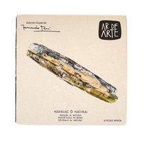 Load image into Gallery viewer, Ar de Arte razor clams in brine, beautiful artwork on box.  Galica, Spain.