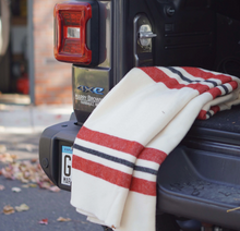 Load image into Gallery viewer, Faribault Woolen Mill Cabin Wool Throw Bone White Red Black
