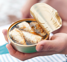 Load image into Gallery viewer, Gueyu Mar Chargrilled Sardine Tails in Extra Virgin Olive Oil, Spain