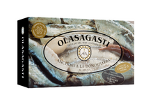 Load image into Gallery viewer, Tin of Olasagasti Basque Anchovies with garlic and cayenne pepper, Spain.