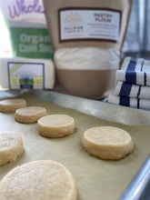 Load image into Gallery viewer, Classic Shortbread Cookies "Terroir" - 1/2 Dozen
