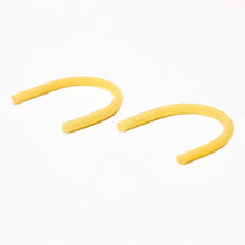 Load image into Gallery viewer, 2 pieces of curve spaghetti