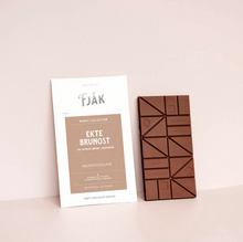 Load image into Gallery viewer, Fjak 45% Milk Chocolate with Brown Cheese Bar (Norway)
