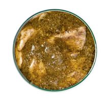 Load image into Gallery viewer, Open round tin of La Curiosa tuna ventresca in pesto sauce, Spain.
