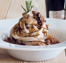 Load image into Gallery viewer, Balsamic 20 yr &quot;Traditionale&quot; Vinegar Organic (Italy) DOP Reggio Emilia - Silver Seal
