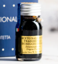 Load image into Gallery viewer, San Giacomo Mini Cruet 25 yr Gold Label Traditional Balsamic
