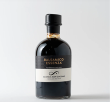 Load image into Gallery viewer, Acetaia San Giacomo 250 ml  Essenza Aged Balsamic from 100% organic grape must.
