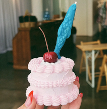 Load image into Gallery viewer, Fishy Wishy Birthday Candles (USA) - 8 Pack
