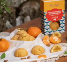 Load image into Gallery viewer, Mandarin Orange &amp; Sweet Almond Filled Cookies (Italy) - Box
