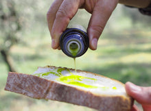 Load image into Gallery viewer, Yummy Petrazzuoli EVOO on Bread
